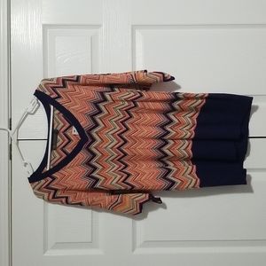 Navy and orange XL chevron top.